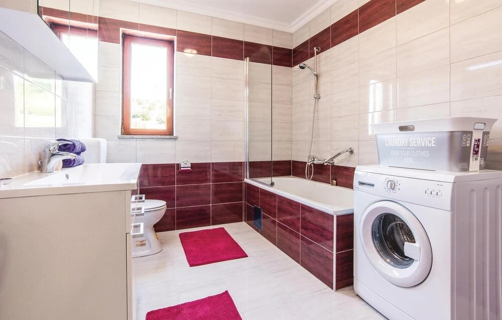 Three-Bedroom Holiday Home In Krusevo