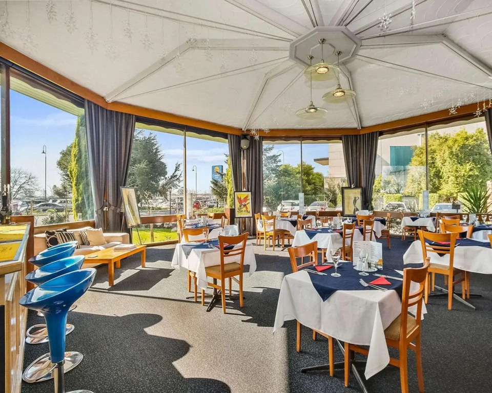 Cedar Lodge Motel