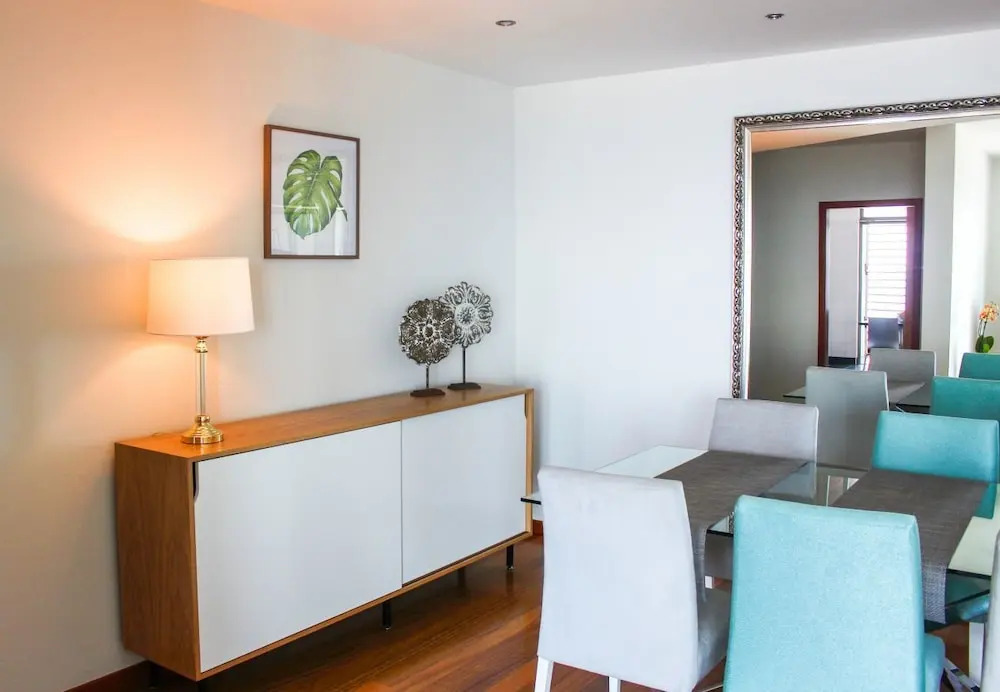 The SeaSide Apartment by MHM