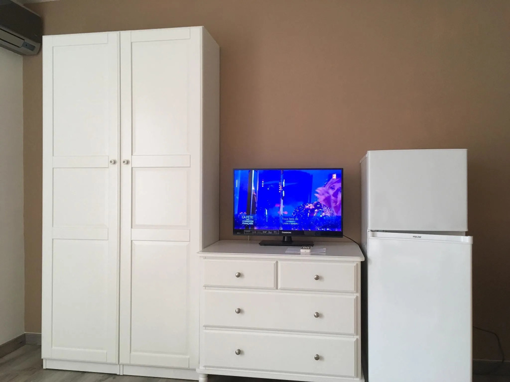 Studio in Bormes-les-mimosas, With Furnished Balcony and Wifi - 2 km F