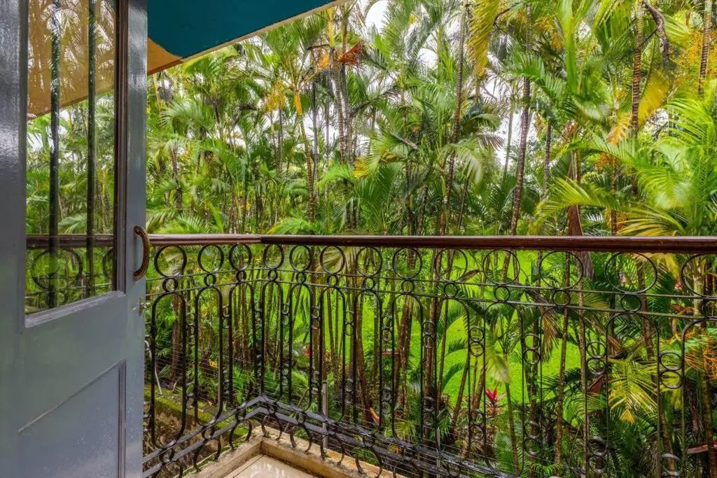 Leisurely Stays Blue chimes Pool 4BHK Lonavla