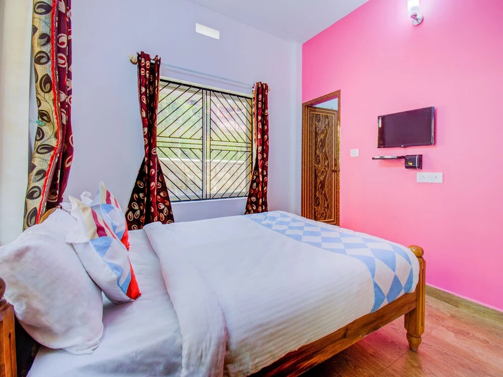 Oyo Home 23219 Bright Studio