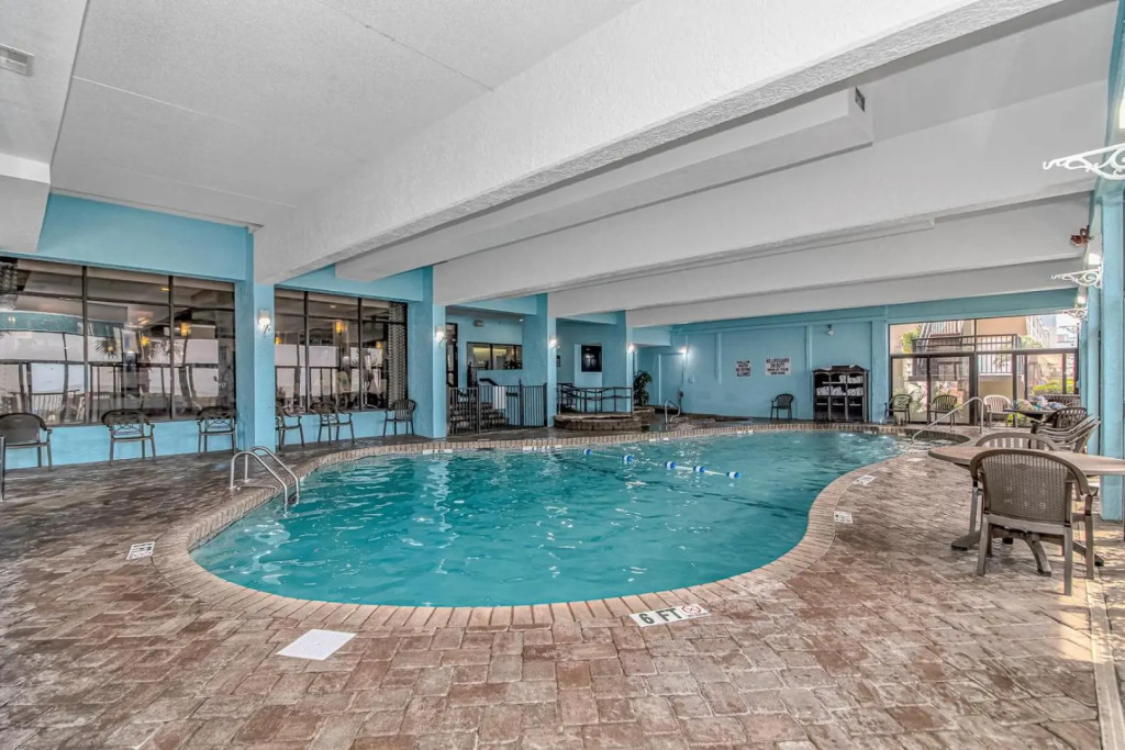 Ocean Front Queen Suite With Panoramic Views! - Compass Cove Unit 964