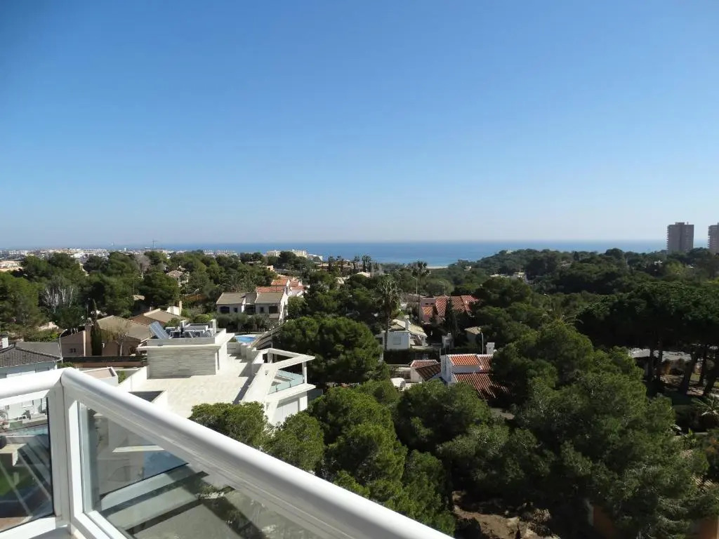 Lovely Apartment in Dehesa De Campoamor With Garden