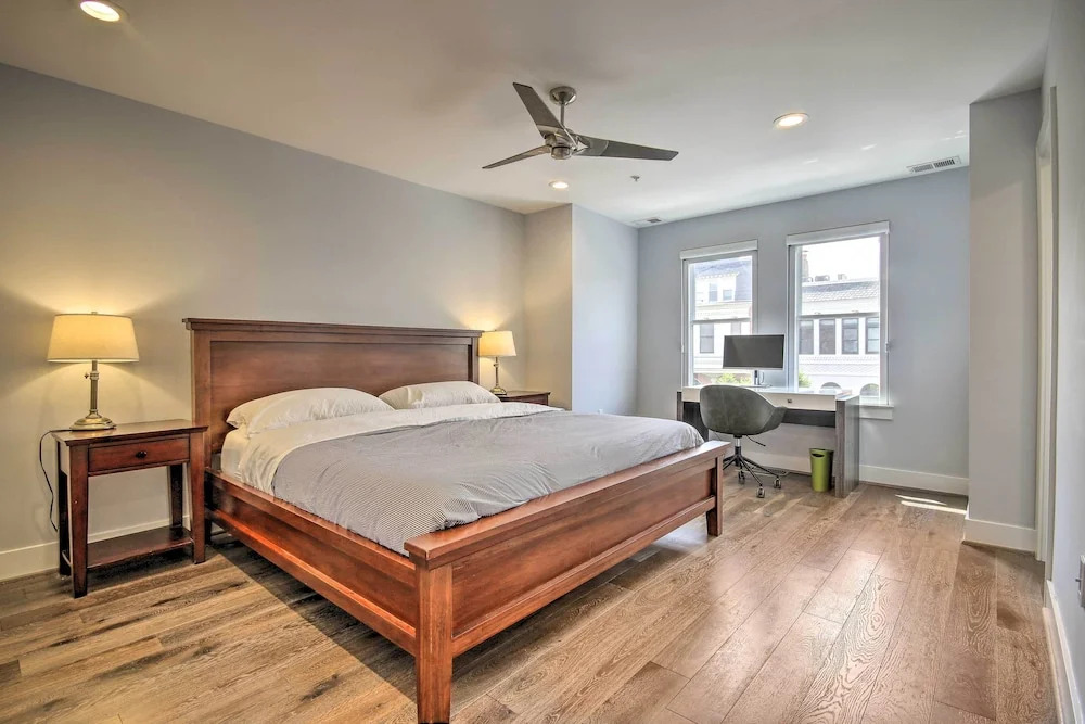 2 Mi to National Mall: Modern DC Retreat w/ Patio