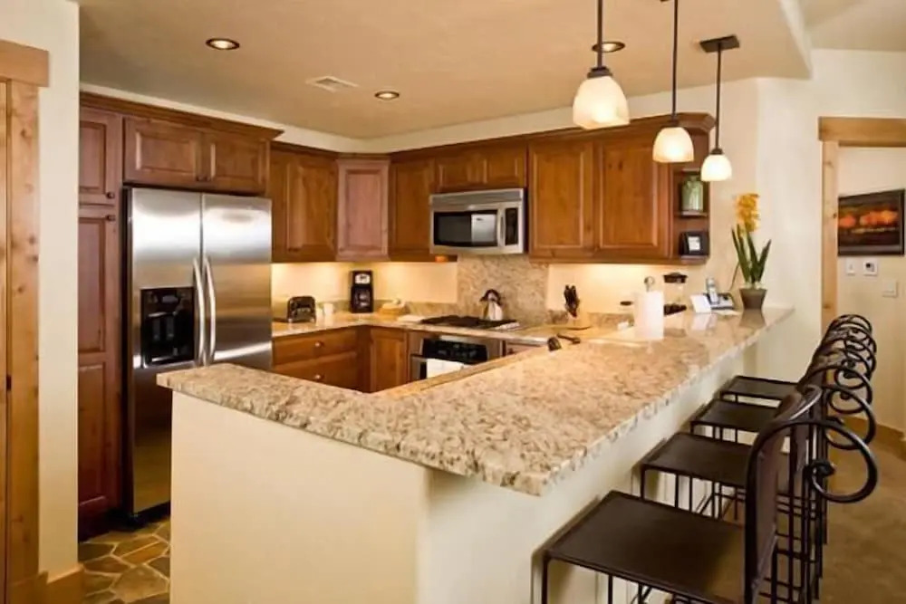 6112 Bear Lodge, Trappeur's Crossing Apartment 3