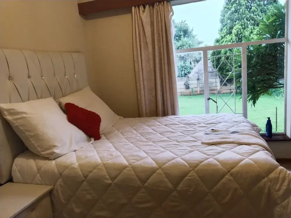 JM TOURS & SAFARIS GUEST House