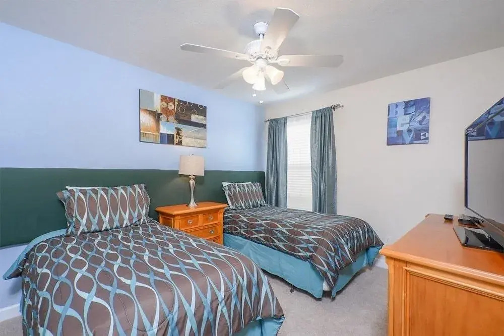 6 s at Paradise Palms 87376 6 Br home by RedAwning