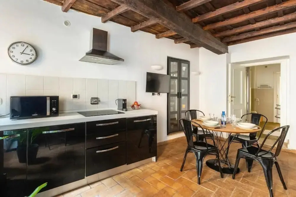 Dimora ai Fori - Guest House