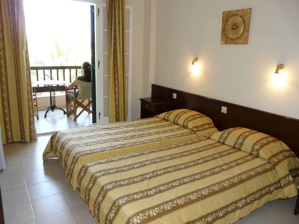 Fiori Hotel