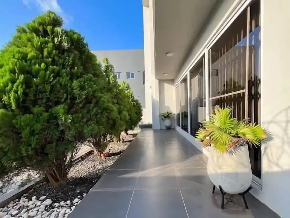 Apartment in East Airport
