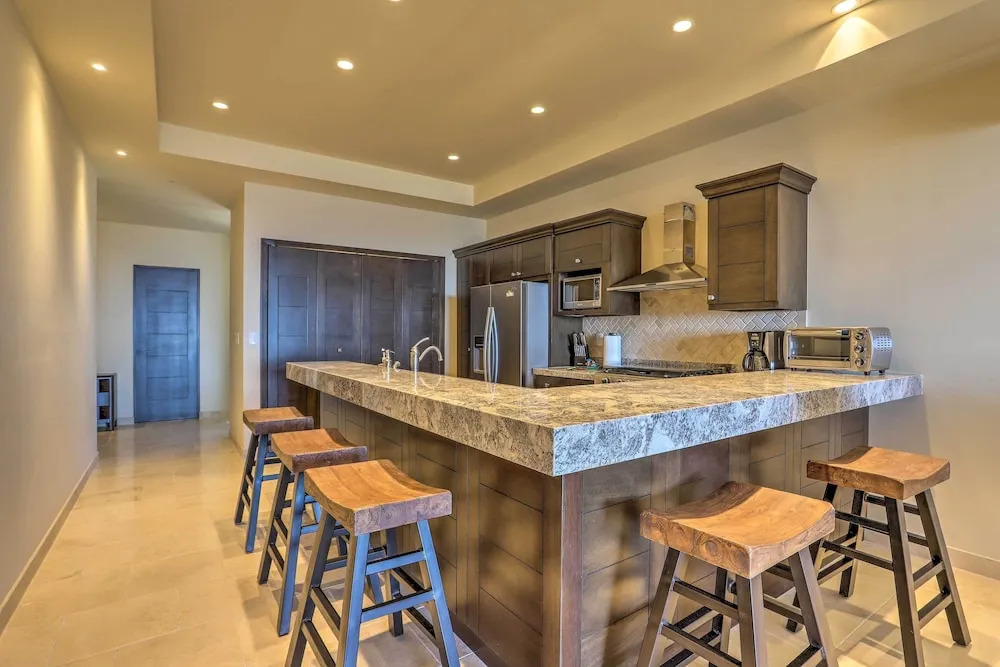 Golf Resort Condo w/ Ocean Views at Cabo Quivira
