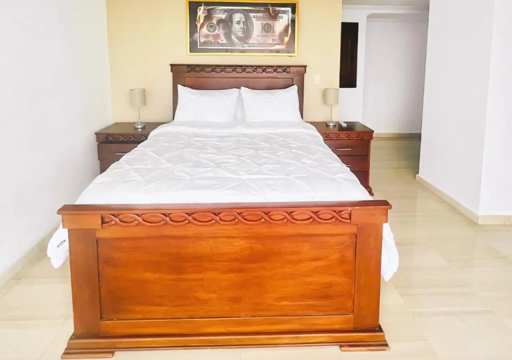 Exclusive 3 BDR, Gym & Pool, SeaView, Luxury Tower