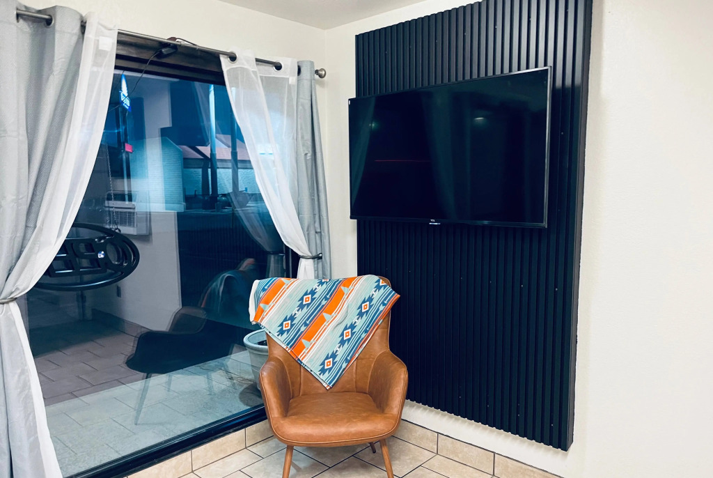 Woodland Inn and Suites Extended Stay