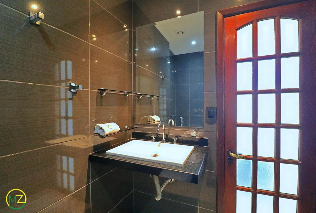 Magnifica e enorme cobertura duplex com 4 quartos, terraço, piscina e vista pro mar em Copacabana!