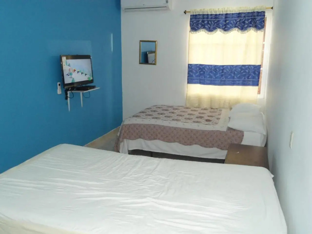 Roxis Place