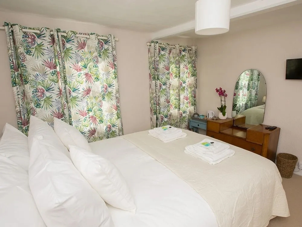 EJs Bed and Breakfast