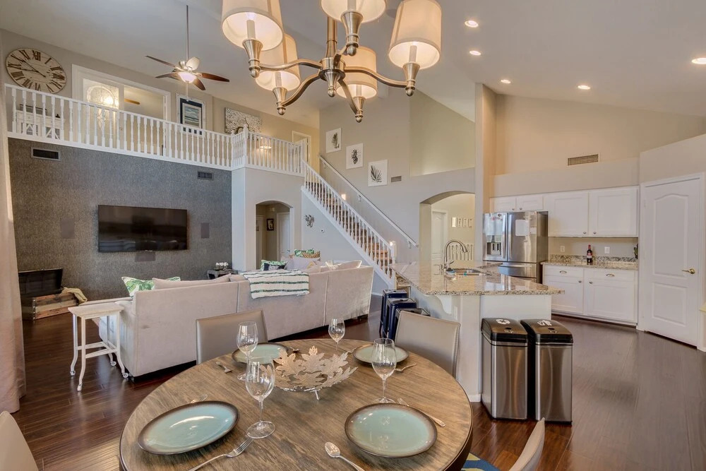 12th Way - 4 Br home by RedAwning