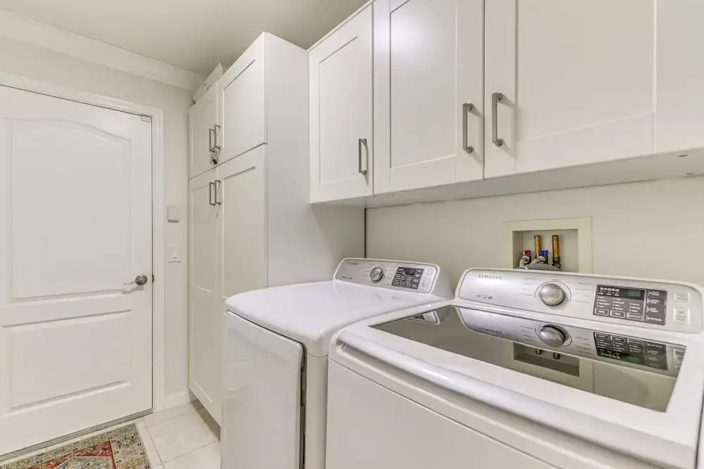 Near Golf Courses Home with Sunroom in The Villages
