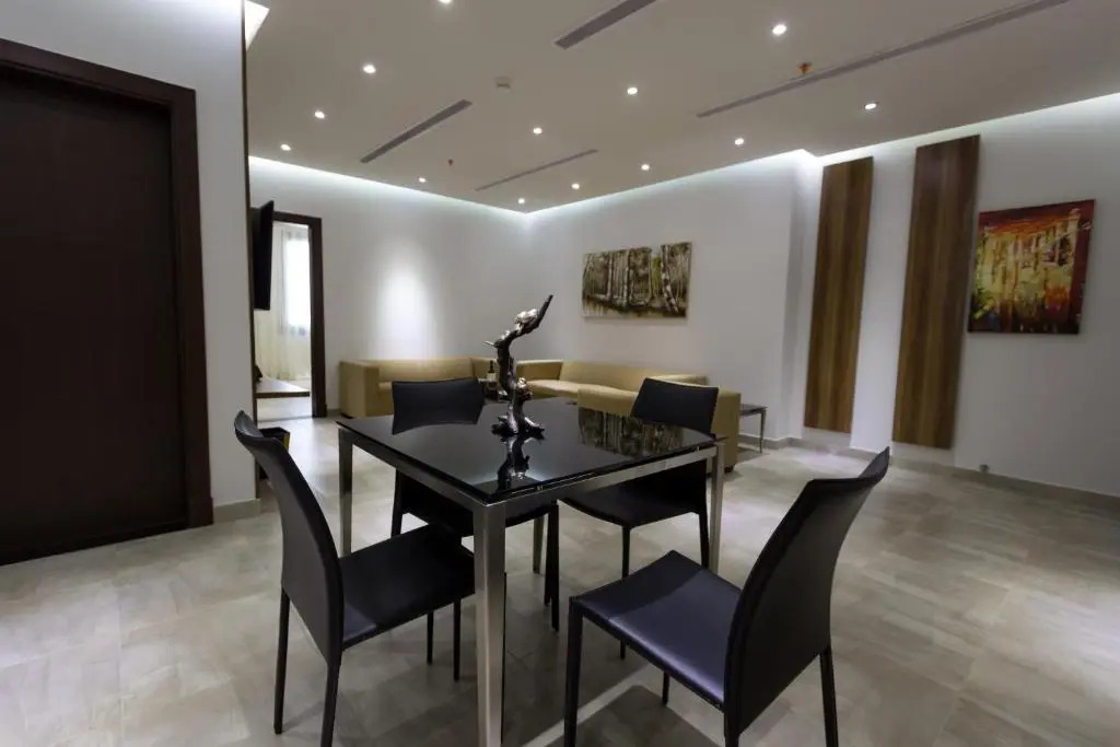 Q Suites Jeddah by EWA