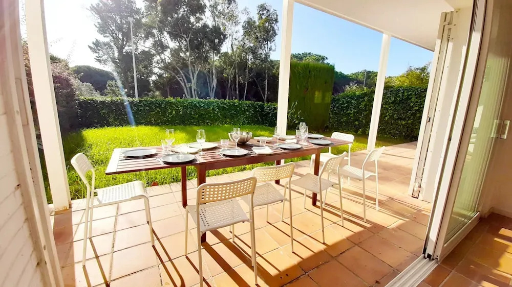 Villa - 4 Bedrooms with Pool and WiFi - 107985