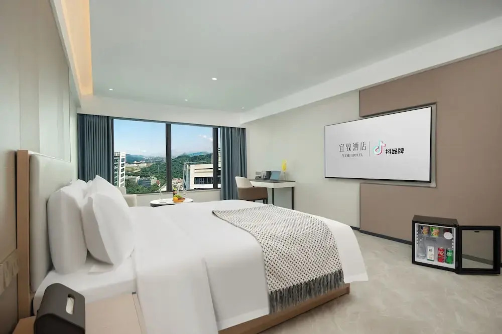 ECHIC Mercure (Guangzhou Baoneng Performing Arts Center Luogang Wanda Plaza)