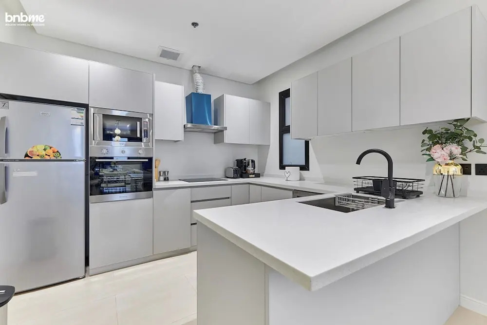 bnbmehomes - Pvt Rooftop in Al Malqa -C4