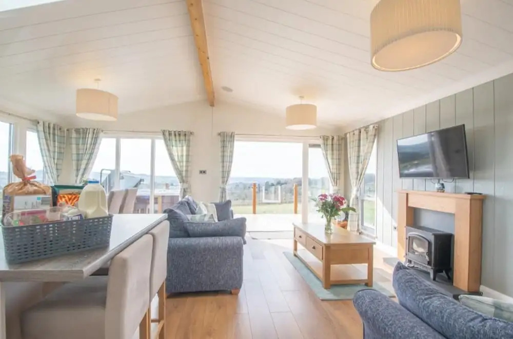 2 Bedroom Sleeps 4 Lodge-Smart Tv-Hot tub-Dogs Ok