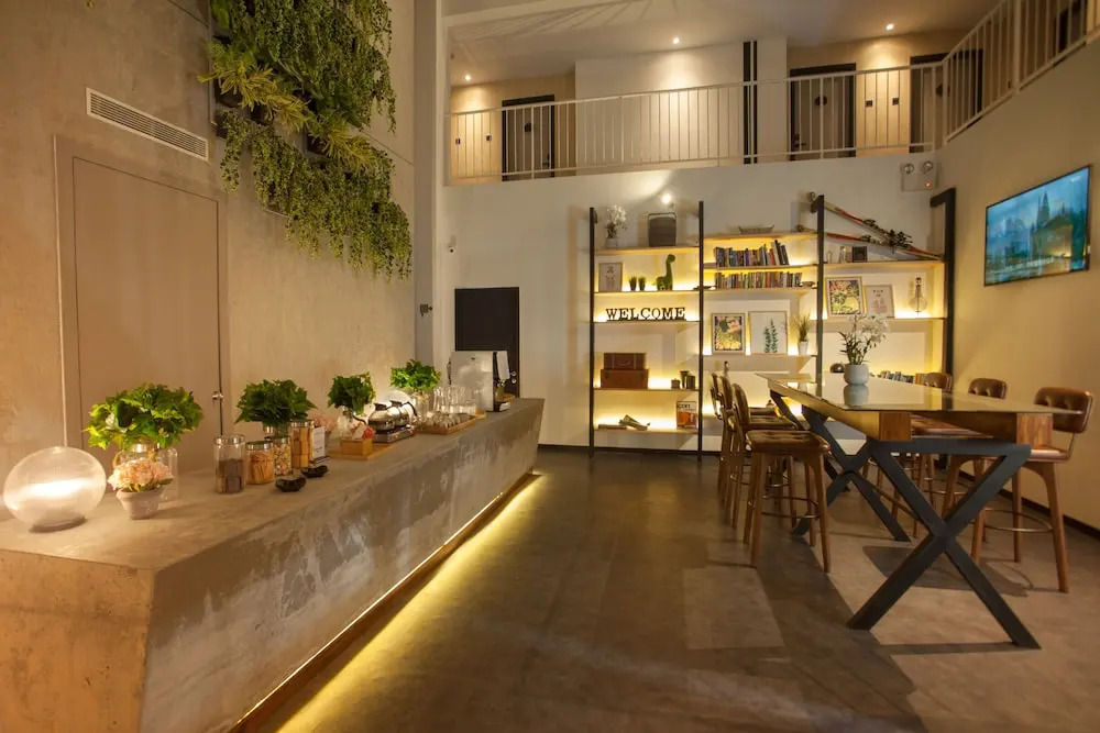 HAKO HOTEL