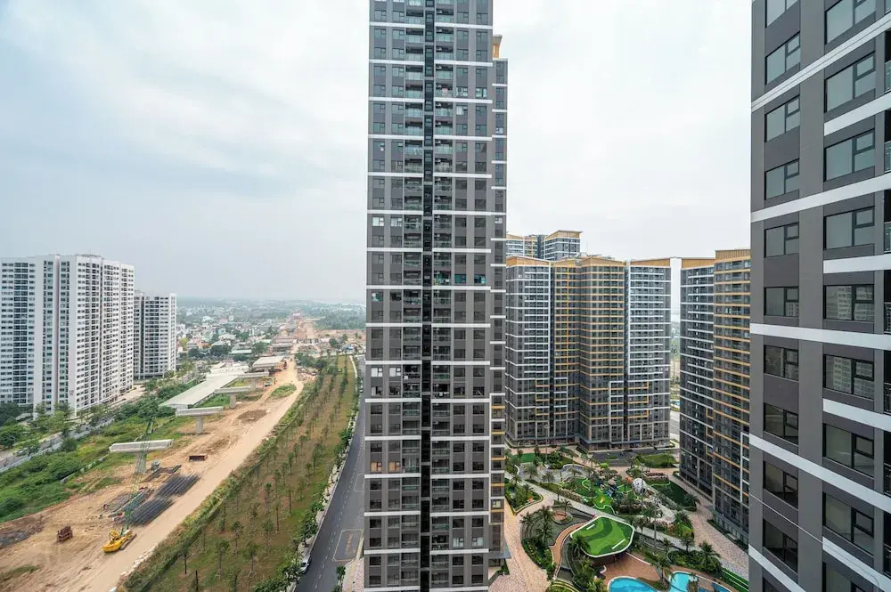 LA Nest 2BR WeeklyMonthly big deal GH2
