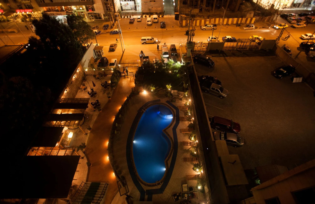 Monarch Parkview Hotel