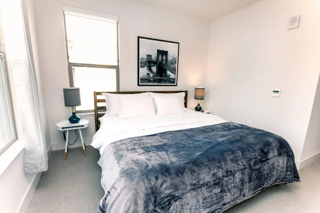 New 2BR/2BA Apartment near Tech Campuses with Pool