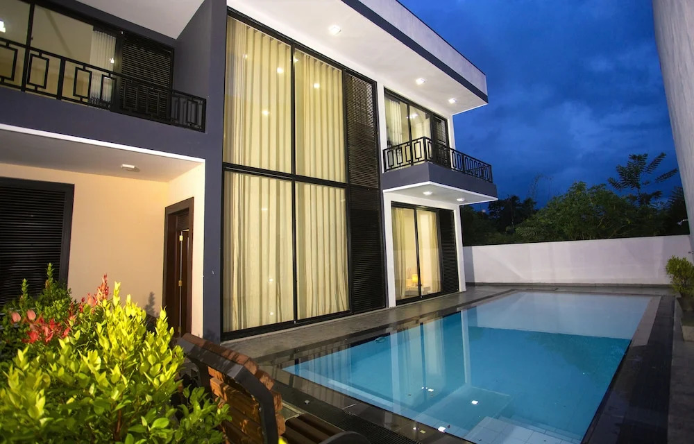 Royal Mansion Luxury Villa