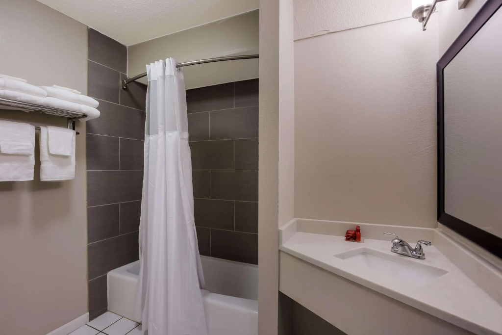 SureStay Hotel by Best Western Higginsville