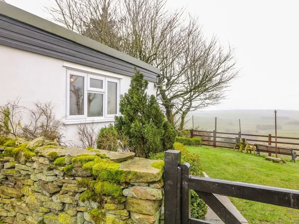 Bretton Mount Studio Flat