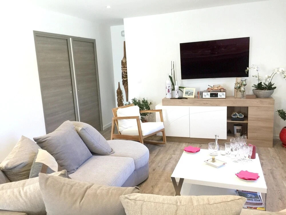 Villa With 3 Bedrooms in Ollioules, With Wonderful Mountain View, Priv