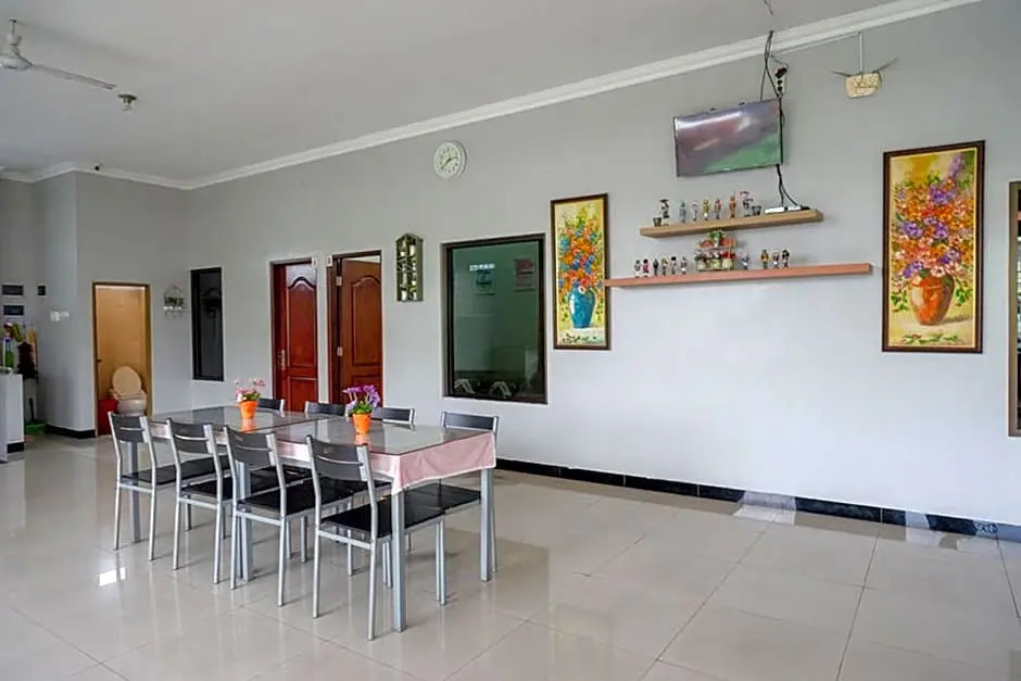 RedDoorz Syariah @ Sunan Bonang Magelang
