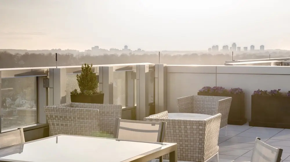 Arlington 2br/2ba Fully Furnished Apartment In Crystal City 2 Bedroom Apts by RedAwning