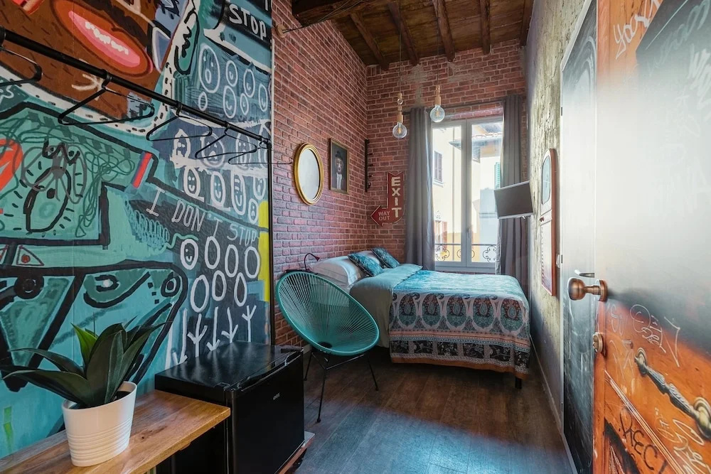 Code Rent A Room