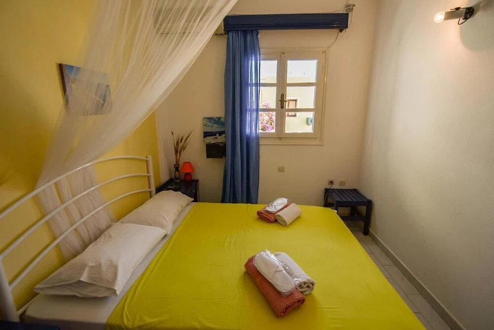 Lunar Santorini Hotel