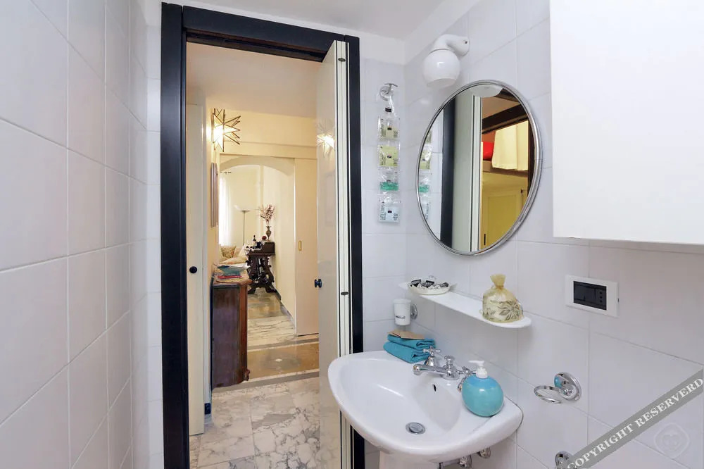 Colosseum apartments - St. John Lateran area