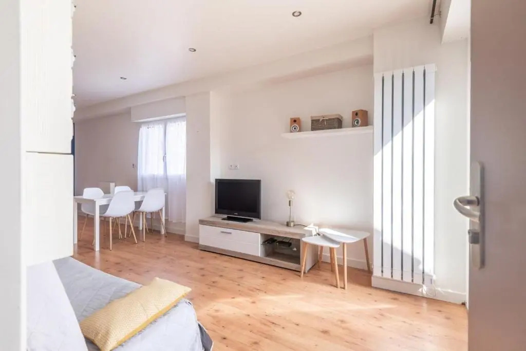 Apartment for 4 people 12 minutes from Annecy