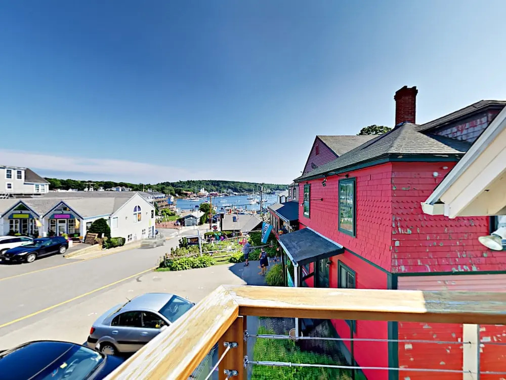 The Coal Shack Harborfront Studio by RedAwning