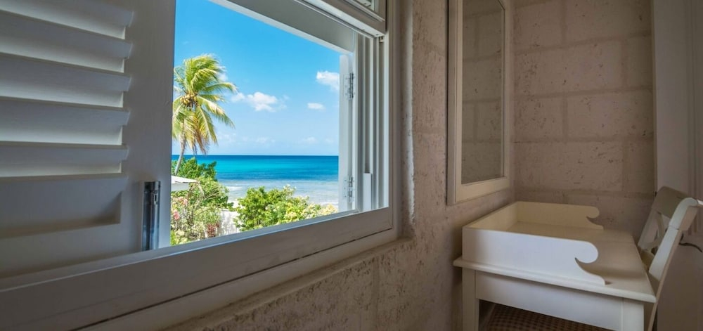 Radwood Beach Villa No. 1