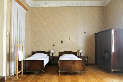 Traveller's House