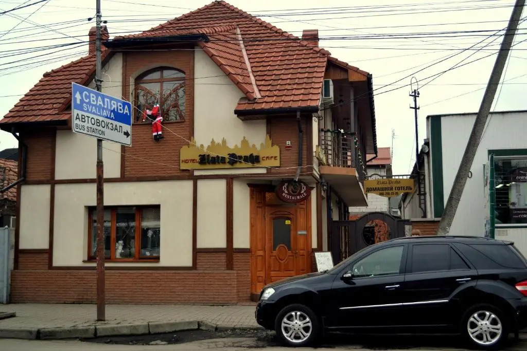 Zlata Praha