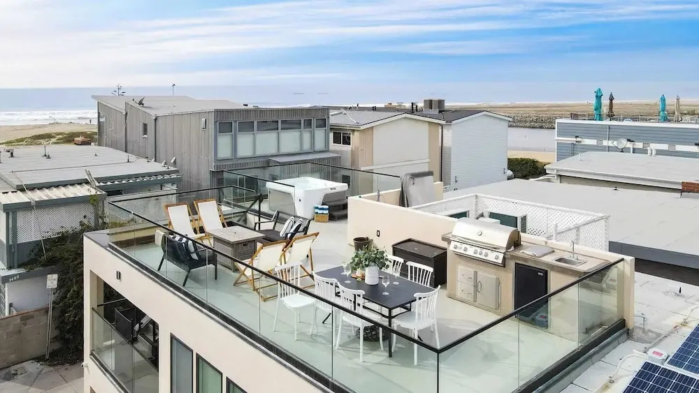 Velvet Sand Buyout by AvantStay Steps to Newport Beach Sleeps 22