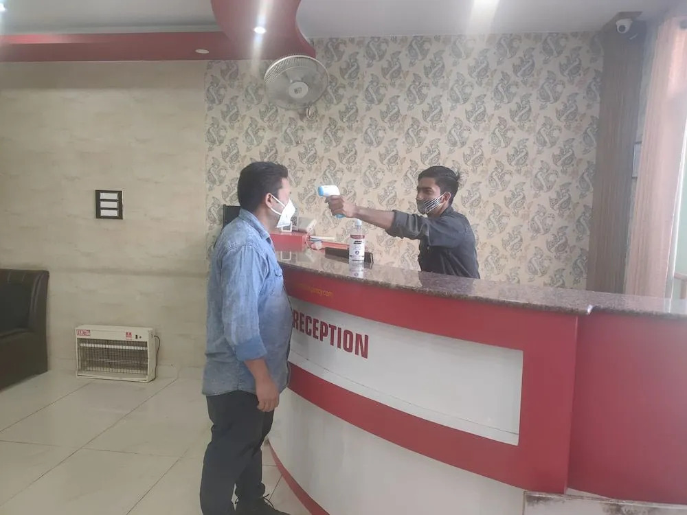Hotel Sarla Regency