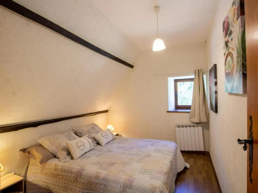 Maison indépendante près de Sarlat, cheminée, animaux acceptés - FR-1-616-130