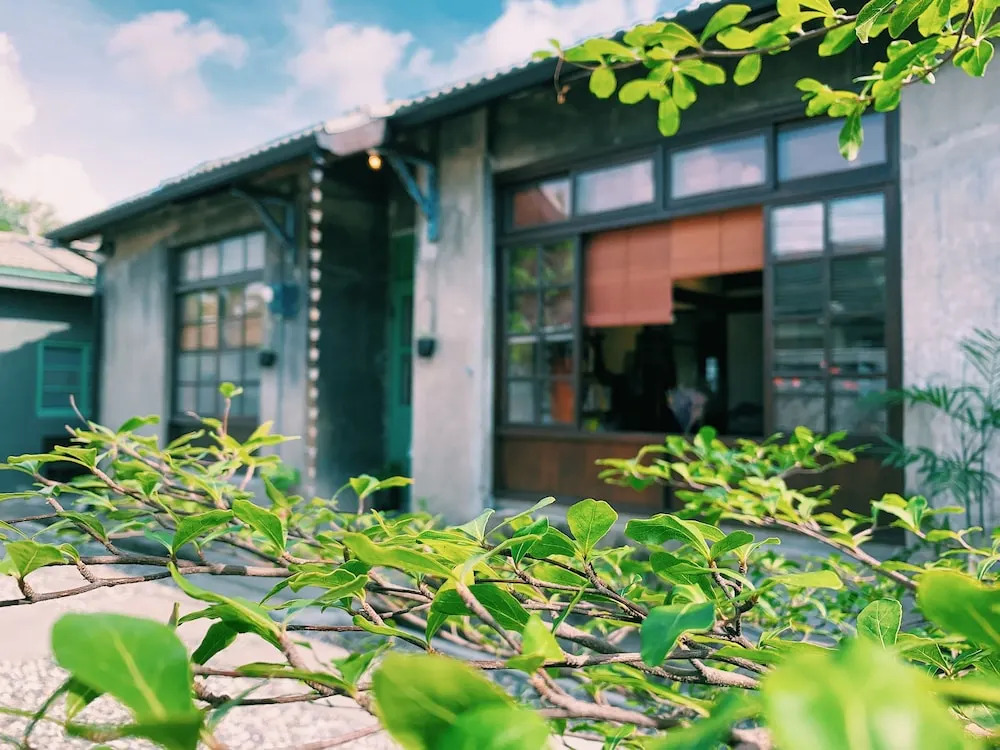 眷待期休憩所眷村民宿
